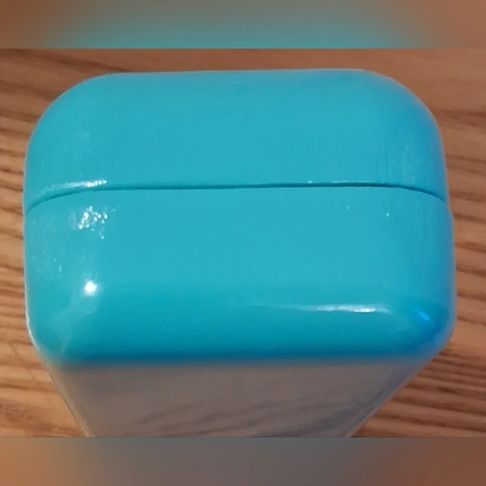 EUC Tiffany & Co. Blue Leather Hard Clam Shell Travel Glasses Sunglasses Case